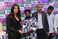 Pooja Hegde Launched OPPO F11 Pro Mobile